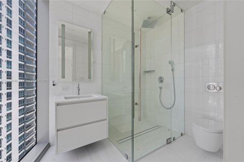 Condo in Miami, Florida, 3 bedrooms  № 1358745 - photo 24