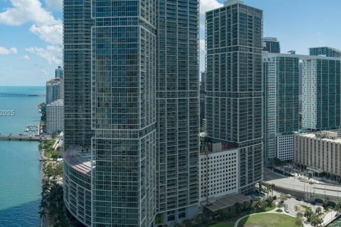 Condo in Miami, Florida, 3 bedrooms  № 1358745 - photo 2