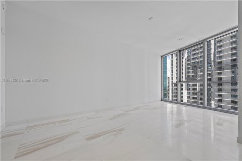 Condo in Miami, Florida, 3 bedrooms  № 1358745 - photo 16