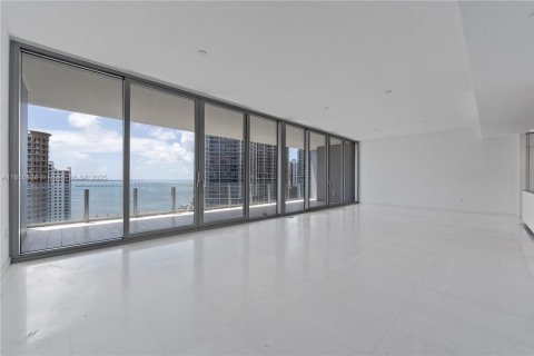 Condo in Miami, Florida, 3 bedrooms  № 1358745 - photo 9
