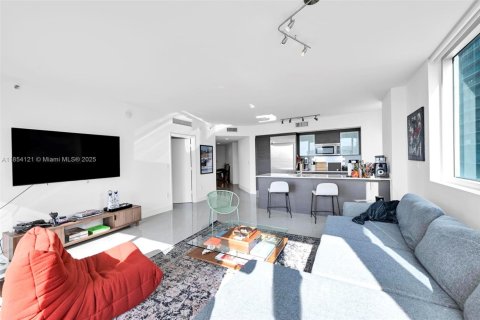 Condo in Miami, Florida, 3 bedrooms  № 1888877 - photo 5