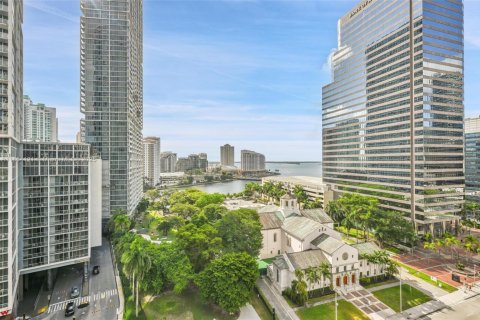 Condo in Miami, Florida, 3 bedrooms  № 1888877 - photo 10