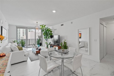 Condominio en venta en Miami, Florida, 2 dormitorios, 116.78 m2 № 1972822 - foto 5