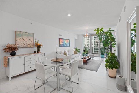 Condominio en venta en Miami, Florida, 2 dormitorios, 116.78 m2 № 1972822 - foto 6