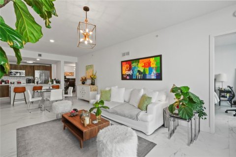 Condominio en venta en Miami, Florida, 2 dormitorios, 116.78 m2 № 1972822 - foto 8