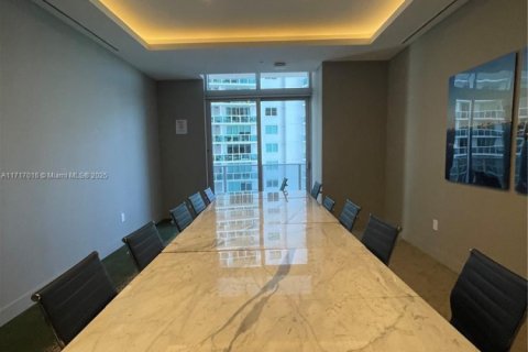 Condominio en venta en Miami, Florida, 2 dormitorios, 116.78 m2 № 1972822 - foto 27
