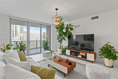 Condominio en venta en Miami, Florida, 2 dormitorios, 116.78 m2 № 1972822 - foto 9