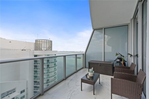 Condominio en venta en Miami, Florida, 2 dormitorios, 116.78 m2 № 1972822 - foto 19