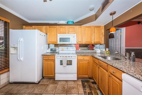 Купить кондоминиум в Сент-Питерсберг, Флорида 5 комнат, 82.68м2, № 2123380 - фото 11