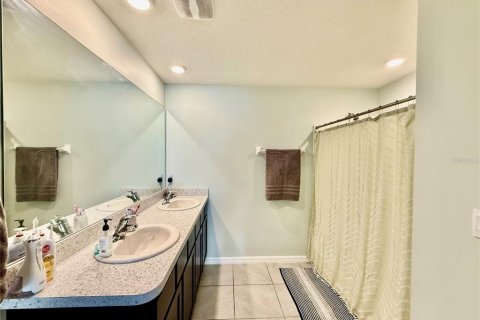 Casa en alquiler en Wimauma, Florida, 3 dormitorios, 155.7 m2 № 1902236 - foto 19