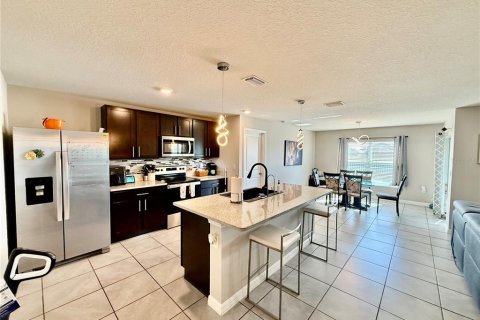 Casa en alquiler en Wimauma, Florida, 3 dormitorios, 155.7 m2 № 1902236 - foto 4
