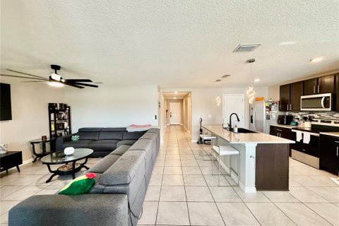 Casa en alquiler en Wimauma, Florida, 3 dormitorios, 155.7 m2 № 1902236 - foto 8