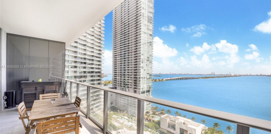 Condo à Miami, Floride, 1 chambre № 1949990