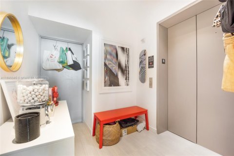 Copropriété à vendre à Miami, Floride: 1 chambre, 87.33 m2 № 1949990 - photo 10