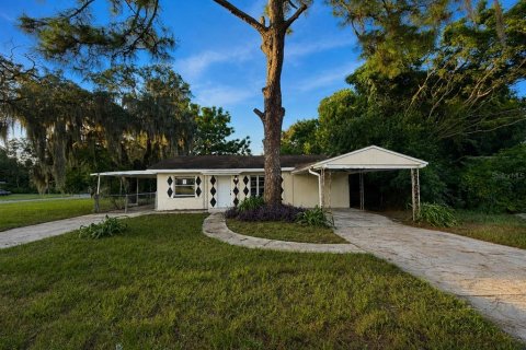 Villa ou maison à New Port Richey, Floride 2 chambres, 104.98 m2 № 2322338