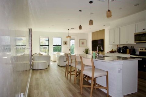 Townhouse in Plantation, Florida 3 bedrooms, 151.15 sq.m. № 2020130 - photo 25