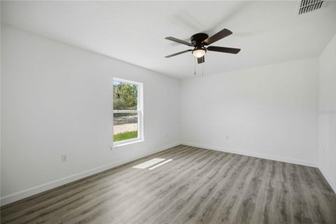 House in Dunnellon, Florida 3 bedrooms, 148.55 sq.m. № 2232093 - photo 14
