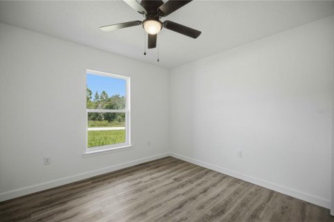 House in Dunnellon, Florida 3 bedrooms, 148.55 sq.m. № 2232093 - photo 23