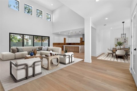 Купить виллу или дом в Тампа, Флорида 15 комнат, 443.24м2, № 2133423 - фото 6