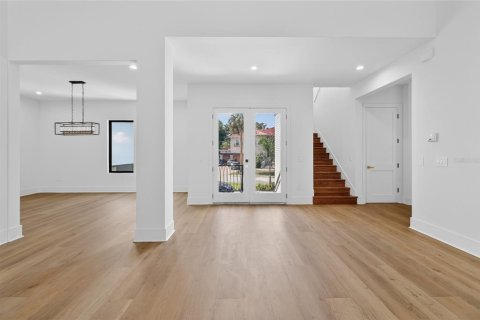 Купить виллу или дом в Тампа, Флорида 15 комнат, 443.24м2, № 2133423 - фото 5