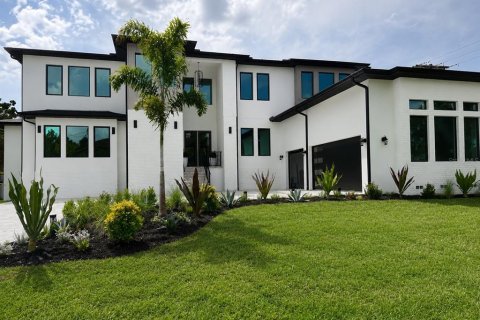 Villa ou maison à Tampa, Floride 5 chambres, 443.24 m2 № 2133423
