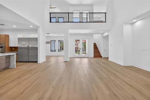 Купить виллу или дом в Тампа, Флорида 15 комнат, 443.24м2, № 2133423 - фото 17