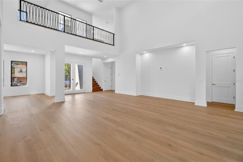 Купить виллу или дом в Тампа, Флорида 15 комнат, 443.24м2, № 2133423 - фото 15