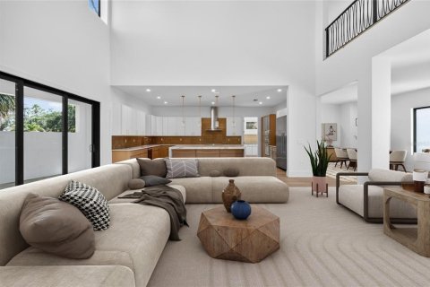 Купить виллу или дом в Тампа, Флорида 15 комнат, 443.24м2, № 2133423 - фото 20