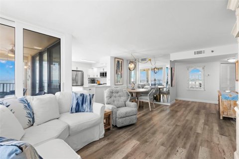 Copropriété à vendre à Saint Petersburg, Floride: 2 chambres, 106.84 m2 № 2389437 - photo 7
