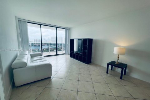 Condo in Aventura, Florida, 2 bedrooms  № 1699189 - photo 26