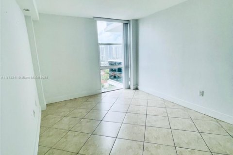 Condo in Aventura, Florida, 2 bedrooms  № 1699189 - photo 29
