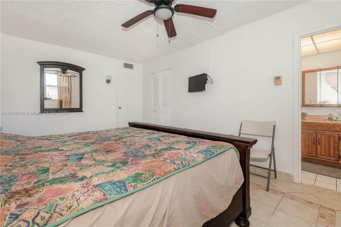 Copropriété à vendre à Lauderdale Lakes, Floride: 2 chambres, 93.83 m2 № 2013009 - photo 18