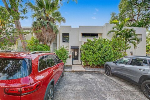 Touwnhouse à Miami, Floride 2 chambres, 128.02 m2 № 2059627