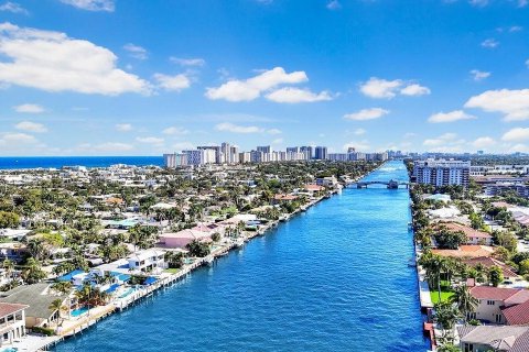 Villa ou maison à vendre à Lauderdale-by-the-Sea, Floride: 3 chambres, 308.25 m2 № 2085145 - photo 3