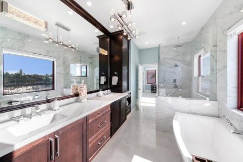 Villa ou maison à vendre à Lauderdale-by-the-Sea, Floride: 3 chambres, 308.25 m2 № 2085145 - photo 28
