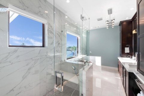 Villa ou maison à vendre à Lauderdale-by-the-Sea, Floride: 3 chambres, 308.25 m2 № 2085145 - photo 29