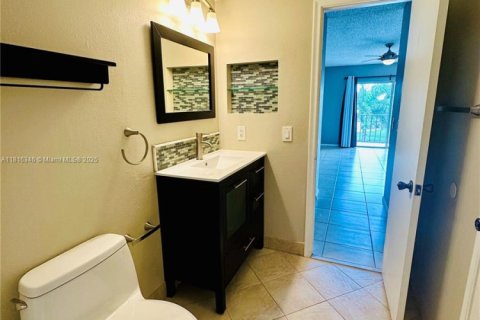 Купить кондоминиум в Майами, Флорида 1 спальня, 65.96м2, № 1775895 - фото 15