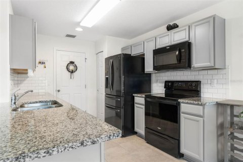 Casa en venta en Palm Coast, Florida, 3 dormitorios, 122.17 m2 № 1434455 - foto 5