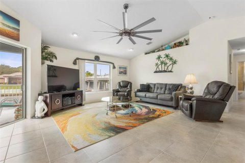 Casa en venta en Palm Coast, Florida, 3 dormitorios, 122.17 m2 № 1434455 - foto 11