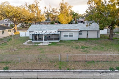 Villa ou maison à vendre à Valrico, Floride: 5 chambres, 183.11 m2 № 2228442 - photo 8