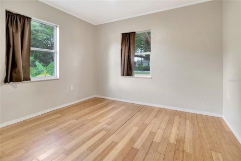 House in Fruitland Park, Florida 3 bedrooms, 150.5 sq.m. № 1870977 - photo 10
