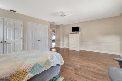House in Fruitland Park, Florida 3 bedrooms, 150.5 sq.m. № 1870977 - photo 22