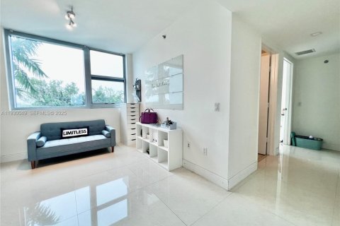 Купить кондоминиум в Санрайз, Флорида 2 спальни, 118.08м2, № 1988901 - фото 22