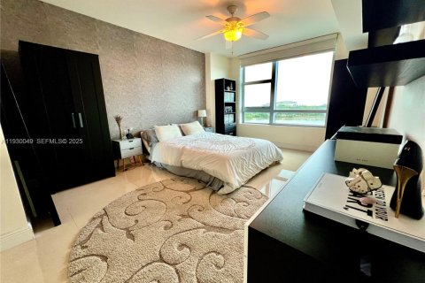 Купить кондоминиум в Санрайз, Флорида 2 спальни, 118.08м2, № 1988901 - фото 11