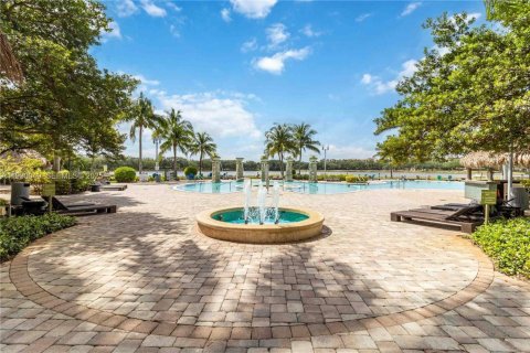 Купить кондоминиум в Санрайз, Флорида 2 спальни, 118.08м2, № 1988901 - фото 26