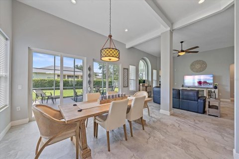 Villa ou maison à louer à Bradenton, Floride: 4 chambres, 235.88 m2 № 1872767 - photo 8