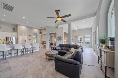 Villa ou maison à louer à Bradenton, Floride: 4 chambres, 235.88 m2 № 1872767 - photo 15