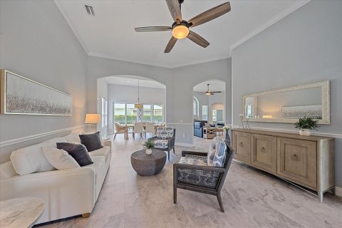 Villa ou maison à louer à Bradenton, Floride: 4 chambres, 235.88 m2 № 1872767 - photo 17