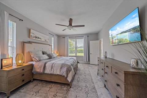 Villa ou maison à louer à Bradenton, Floride: 4 chambres, 235.88 m2 № 1872767 - photo 22