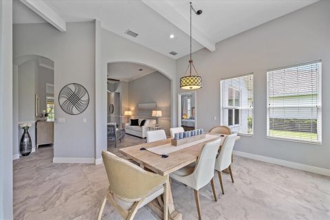 Villa ou maison à louer à Bradenton, Floride: 4 chambres, 235.88 m2 № 1872767 - photo 10